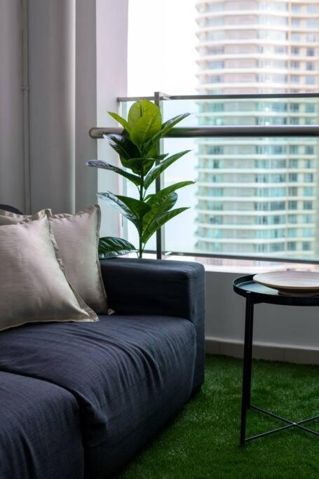 Apartament 2R1B/Seaview Tropical /1~8Pax/Gurney Mansion One George Town Zewnętrze zdjęcie